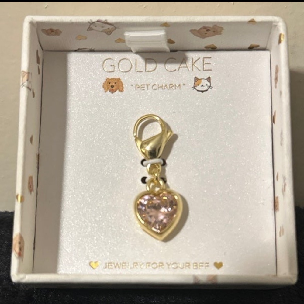 Gold Cake Pink Jeweled Heart Pet Charm